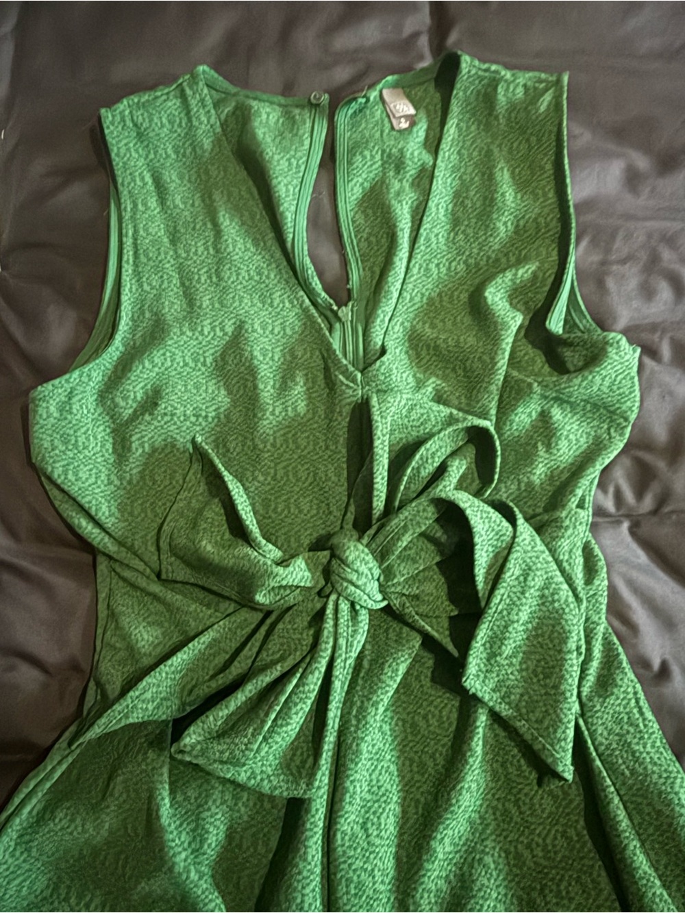 Alya Emerald Green Sleeveless Tie-Front jumpsuit